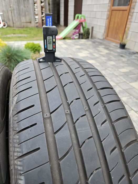 Шини Nexen 235 50 18