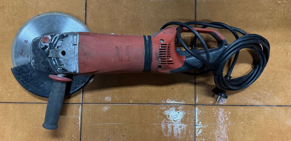 Szlifierka Hilti DCG230-D. 2600W