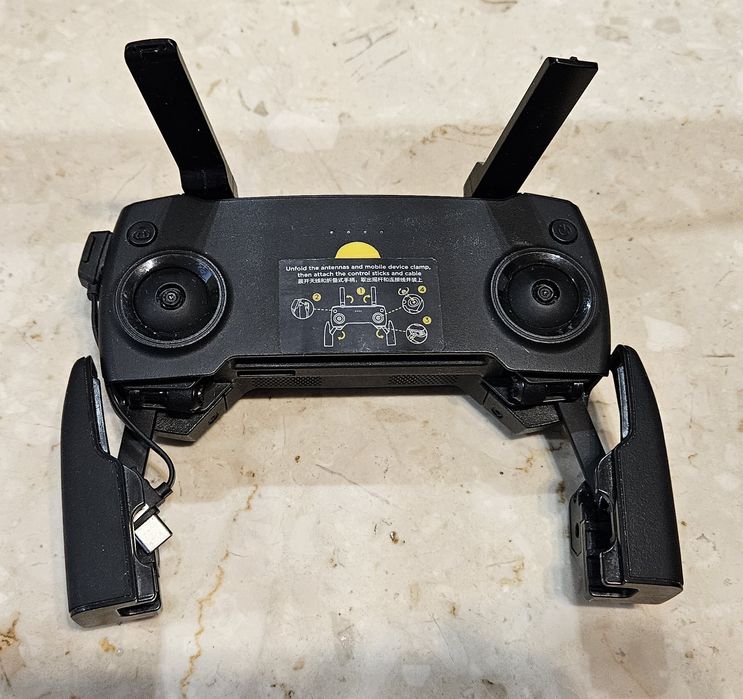 3540/25 Dron DJI Mini SE