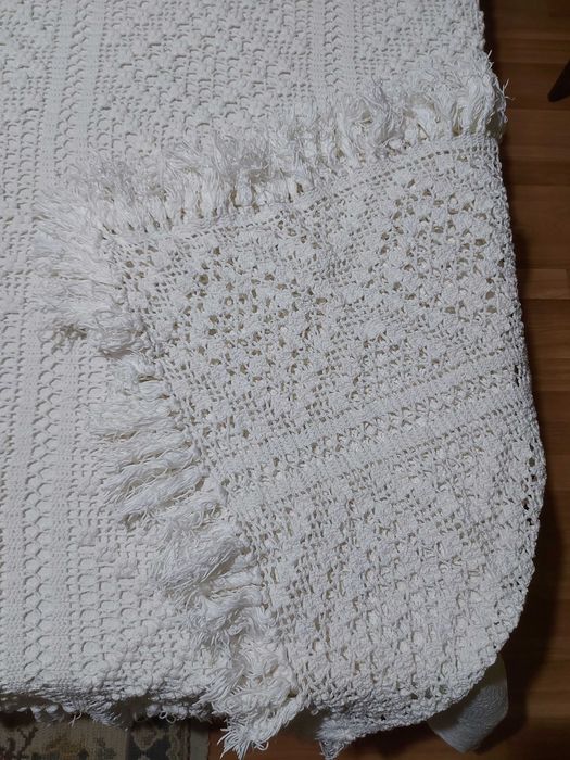 Colchas em Crochet feitas à mão