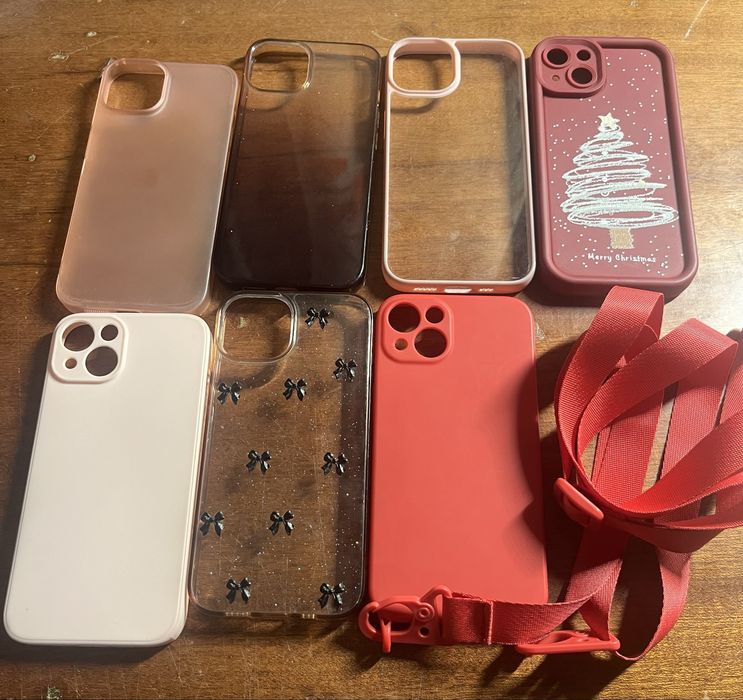 Чехлы на айфон 13