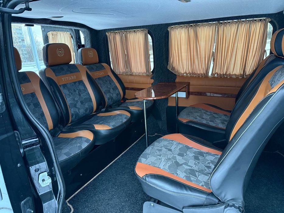 Opel Vivaro 2007 пассажир
