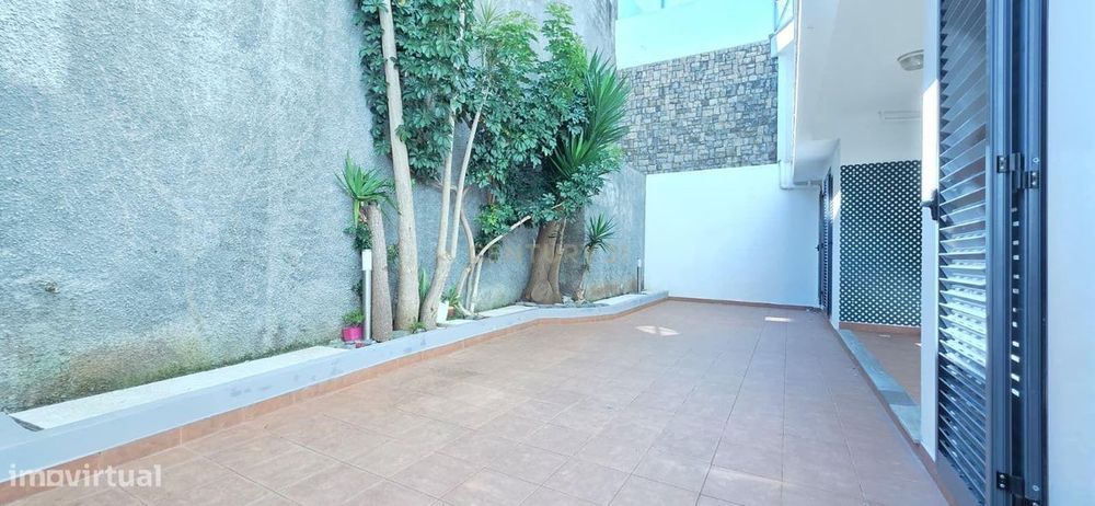 Apartamento T2+1 em Santo António