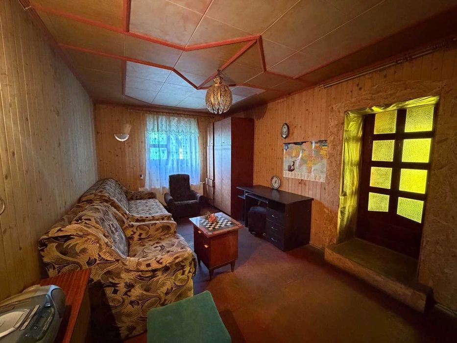 Продаж 3 поверхового будинку в с. Хмельовик 200 м2