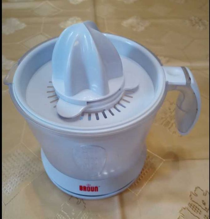 Електрична соковижималка для цитрусових BRAUN