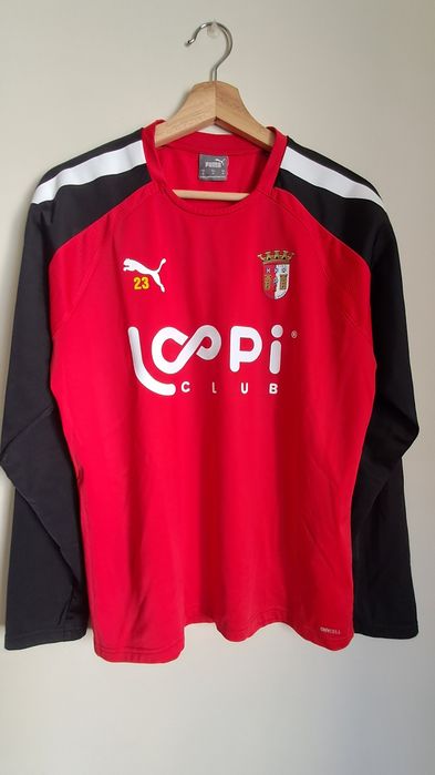 Camisola Oficial do S.C.Braga 
Envio via ctt ou entrego em mão na zona de Braga.