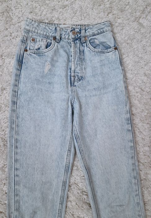 Spodnie jeans "Stradivarius ".