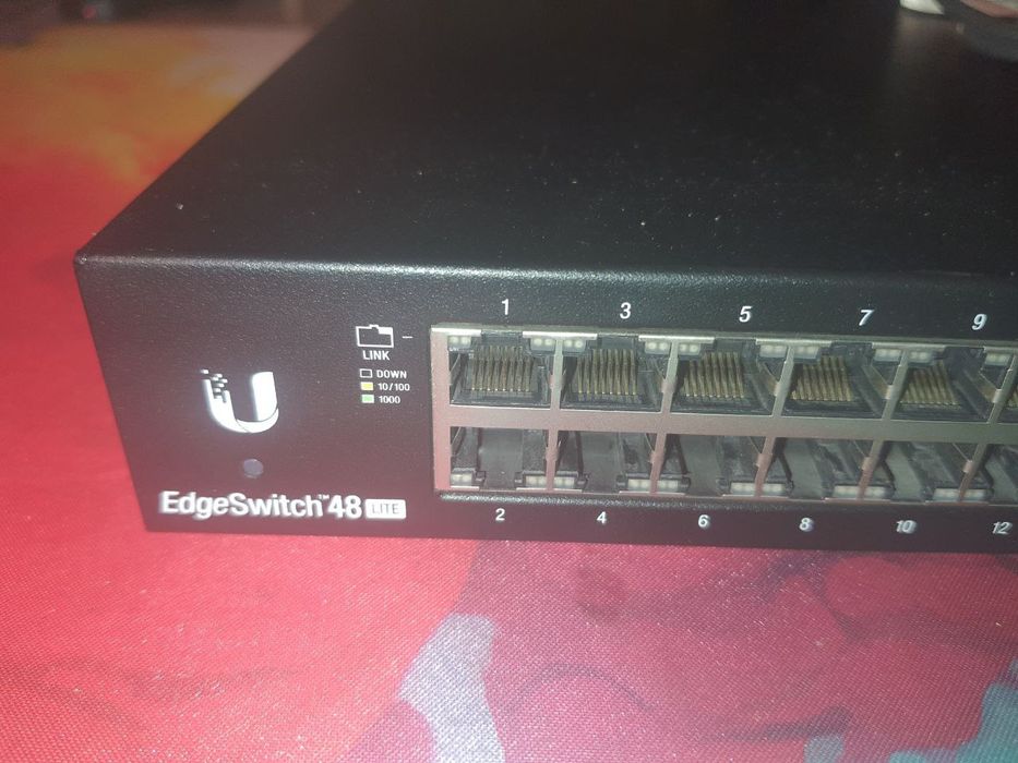 Коммутатор Ubiquiti EdgeSwitch 48-LITE (ES-48-LITE