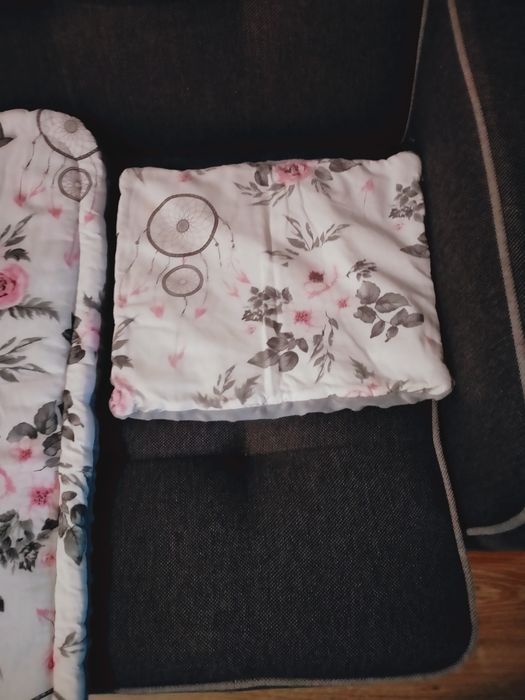 Rożek niemowlecy,kolderka i poduszka