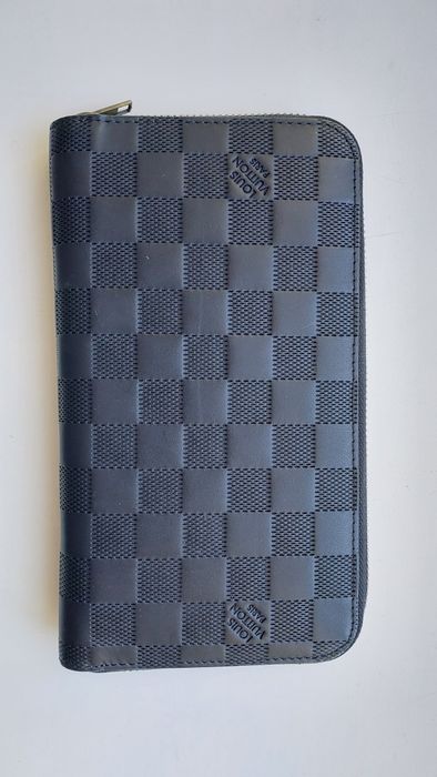 Продам кошелёк Louis Vuitton  б/у