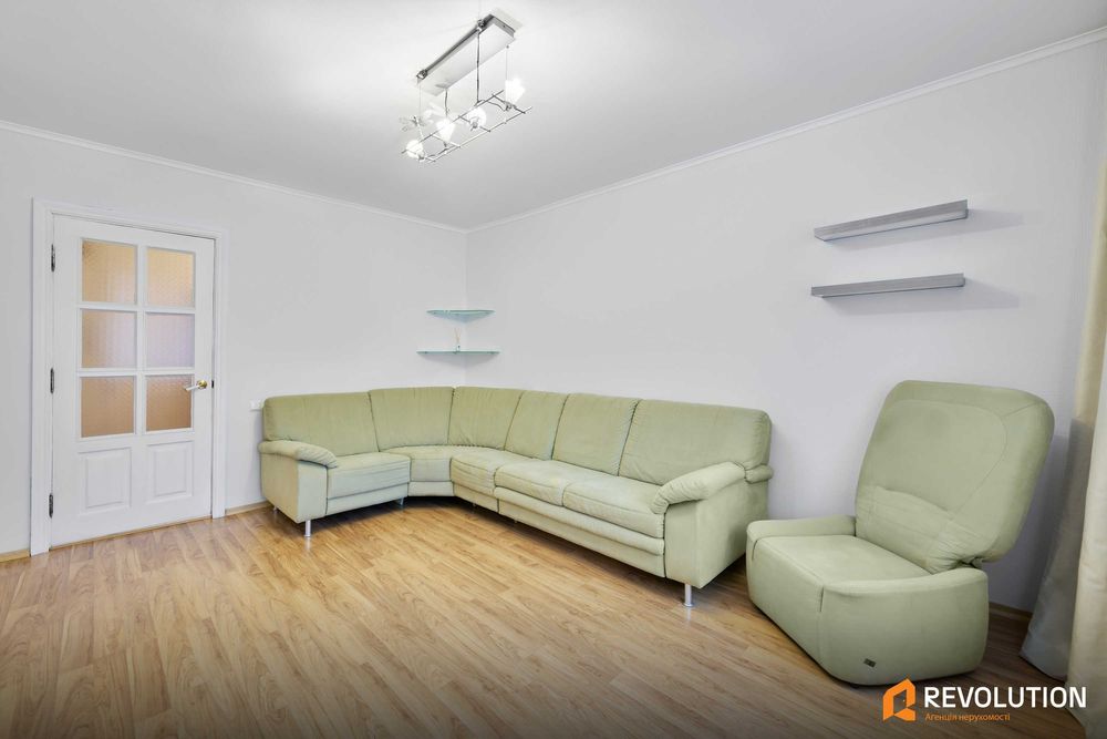 БЕЗ% 3 кім., квартира. Шевченкіський р-н, вул. Золотоустівська 48/5