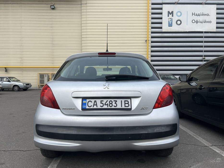 Продам Peugeot 207
