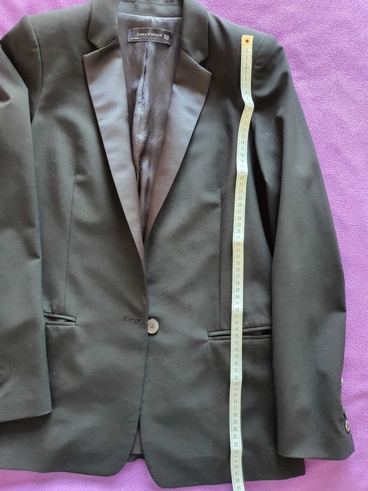 Blazer/casaco preto da Zara, com lapela acetinada, forrado, Tam S