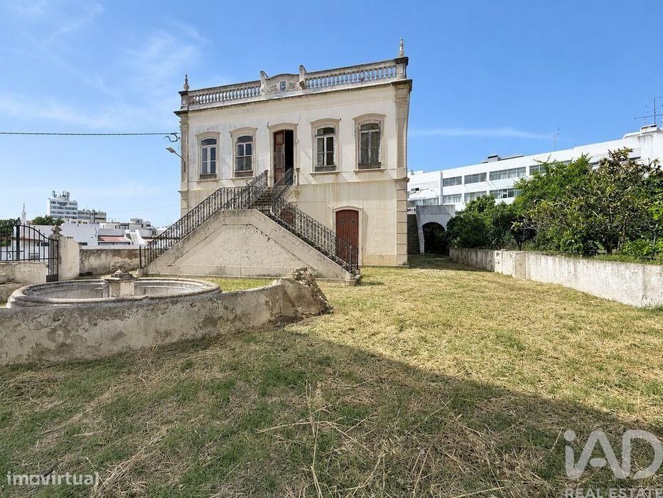 Casa / Villa em Olhão de 261 m2