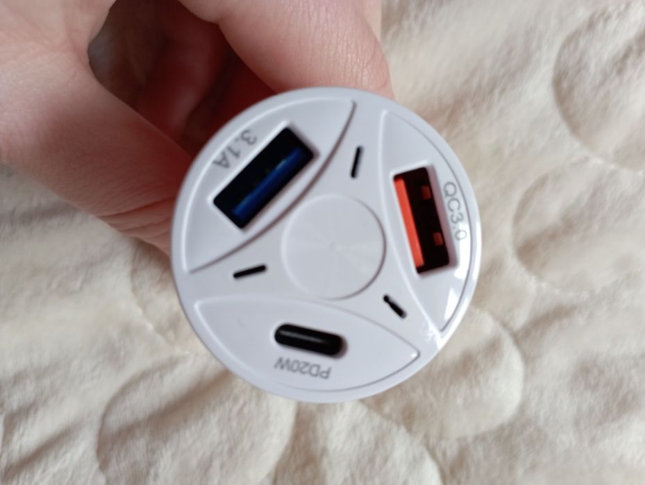 Автомобильное зарядное устройство в прикуриватель 55 w