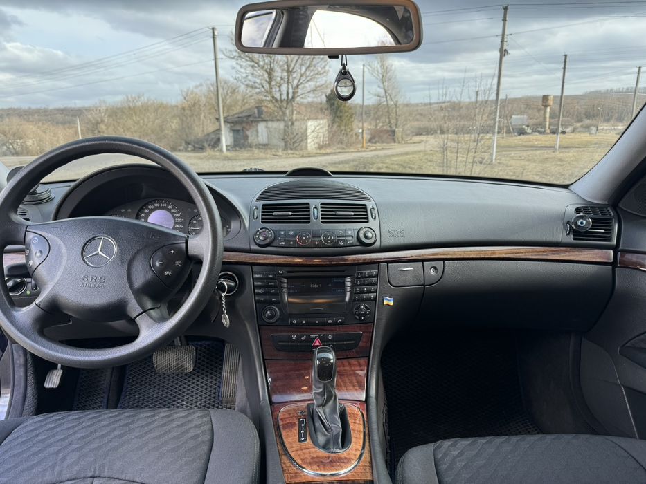 Mercedes-Benz E200 compressor W211 • 2002 • Автомат