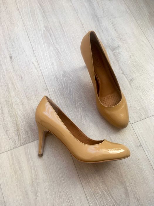 Бежевые лодочки cc corso como del