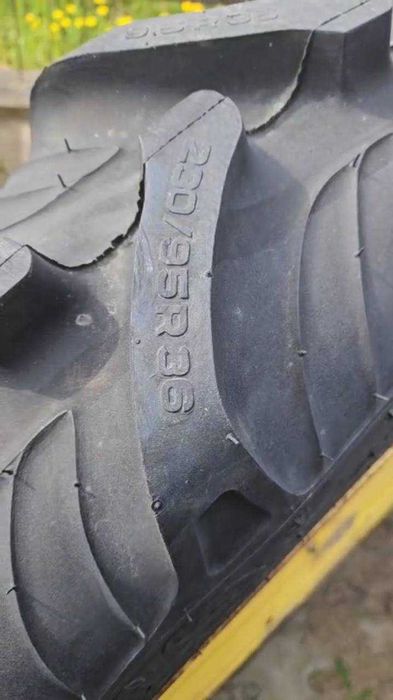 Шини нові Taurus з дисками JD 230/95/r36-270/95/r48 2022р