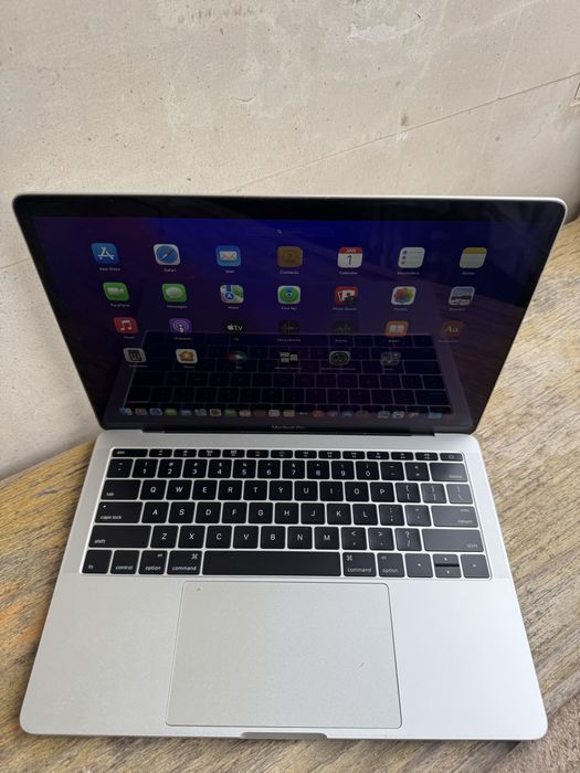 Macbook pro 2017 | 256GB | 8GB | bateria nova