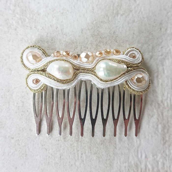 Grzebyk ślubny sutasz - perły naturalne.