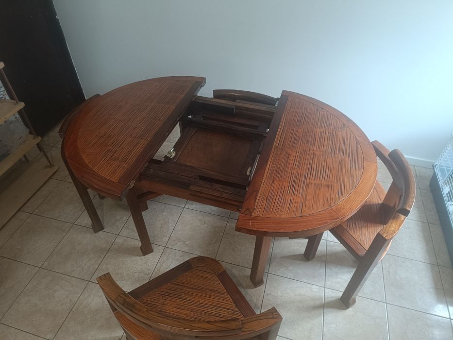 Mesa em bambu feita por encomenda