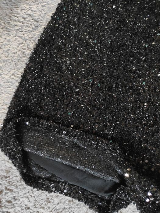 Маленька чорна вечірня сукня