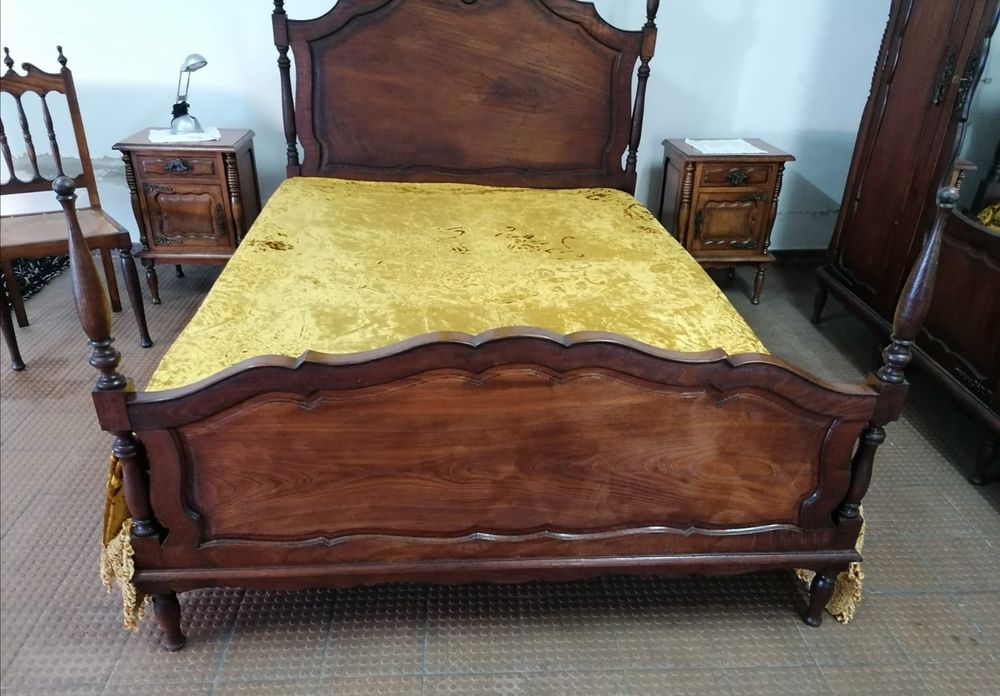 Mobília antiga RESTAURADA