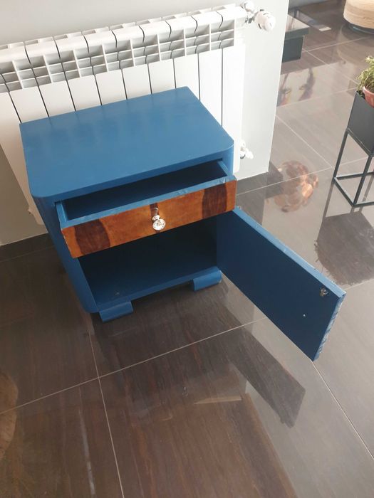 Szafka nocna odrestaurowana