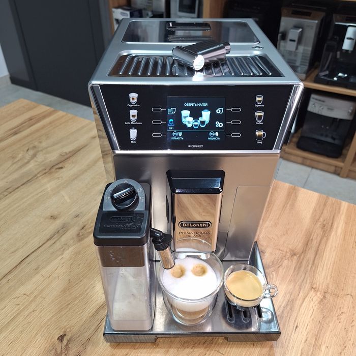 Кавомашина Delonghi PrimaDonna Class