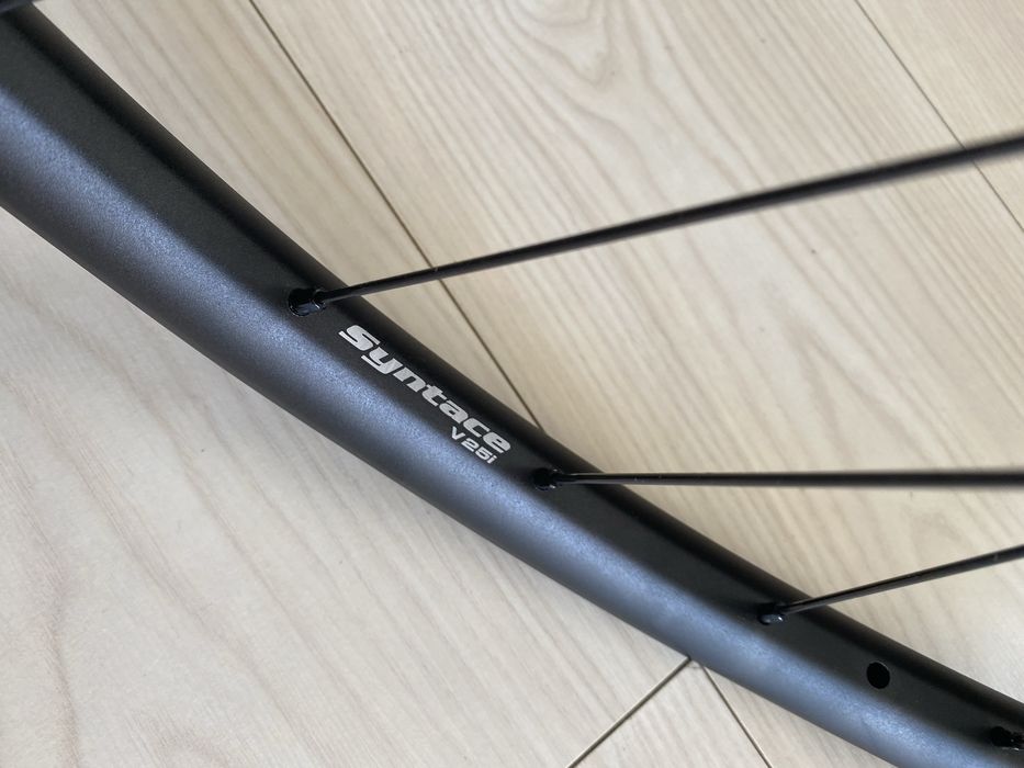 Nowe koła Syntace 29" V25i Boost 15x110 / 12x148mm Microspline