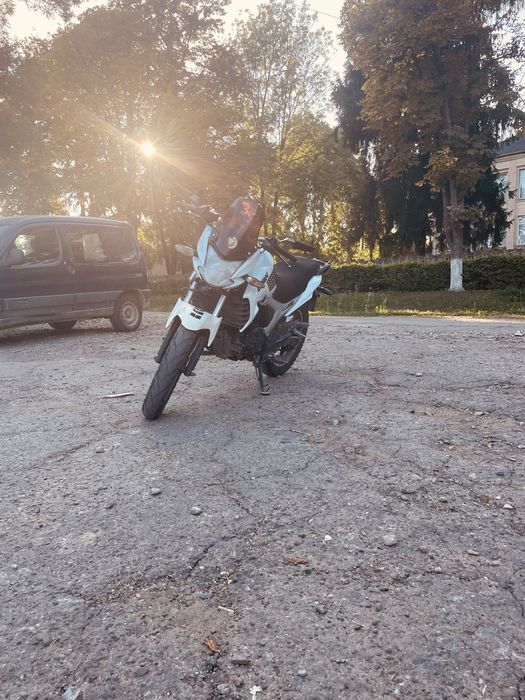 Lifan Kp 200.
