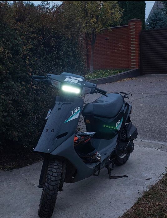 Скутер HONDA DIO 18