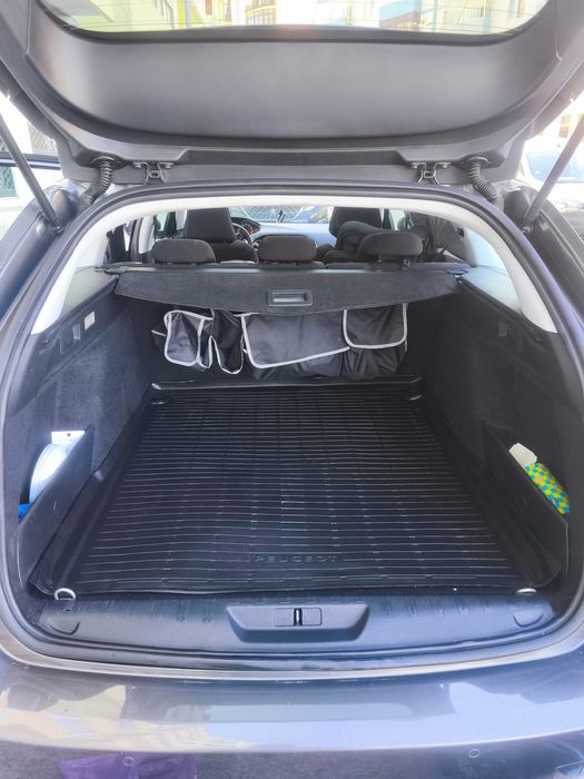 Peugeot 308 SW 1.2 PureTech - Teto panorâmico