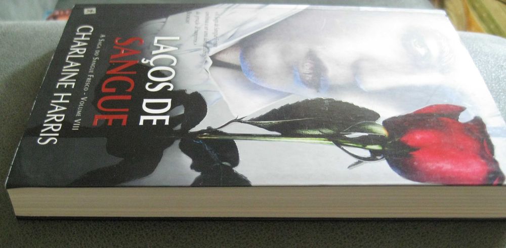 Laços de Sangue de Charlaine Harris NOVO