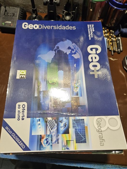 Livros escolares 8°ANO