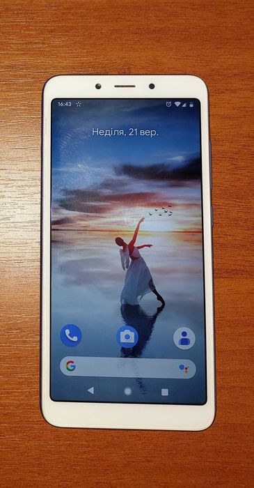 Xiaomi Redmi 6 3/32GB Blue (чистий андроїд - pixel experience plus)
