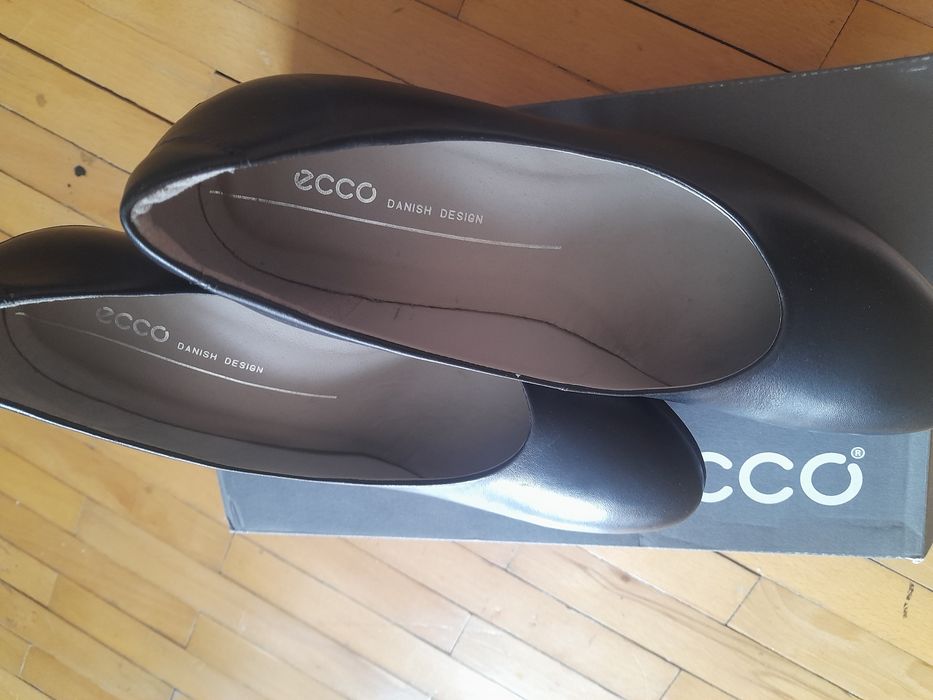 Przepiękne buty ECCO sculptured 75 rozm39 jak NOWE