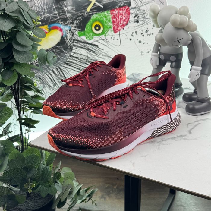 Кросівки Under Armour UA Hovr 46 розмір Е6123