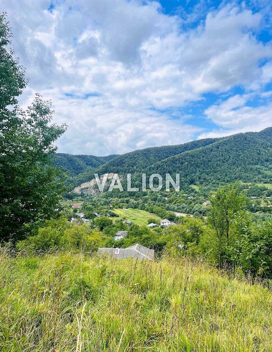 Без % Продаж будинку з ділянкою 0,60 га с. Міжброди, Чернівецька обл.