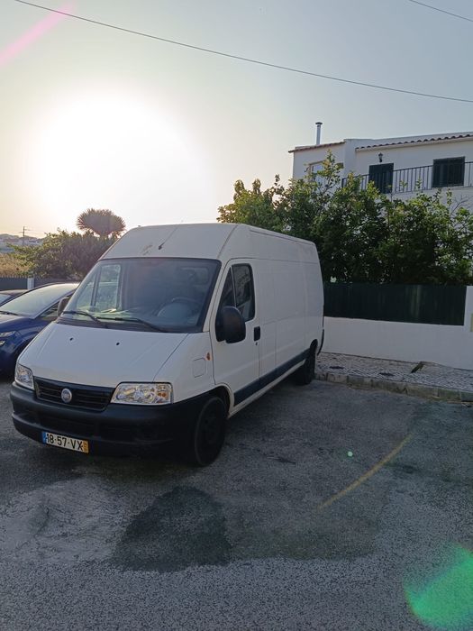 Aluguer de carrinha para mudanças - sem motorista ou com, tu escolhes