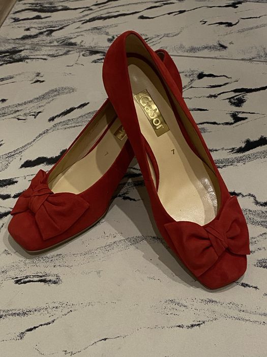 Туфлі червоні замшеві