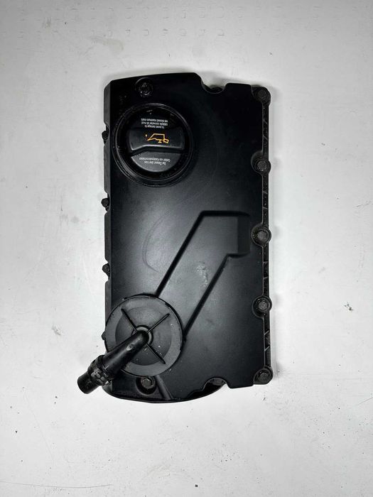 Клапанна кришка фольцваген пасат б 5 1.9 тді VW Passat b5 Шкода суперб