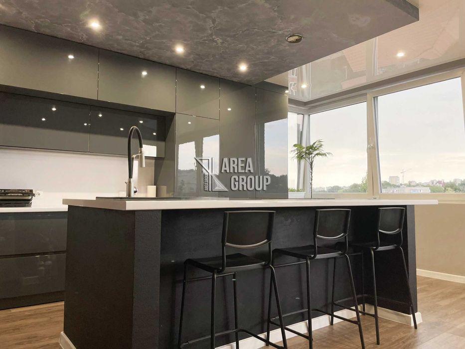 Продається стильна дворівнева квартира.