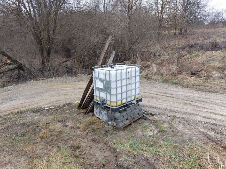 zbiornik Mauser na budowę 1000 litrów