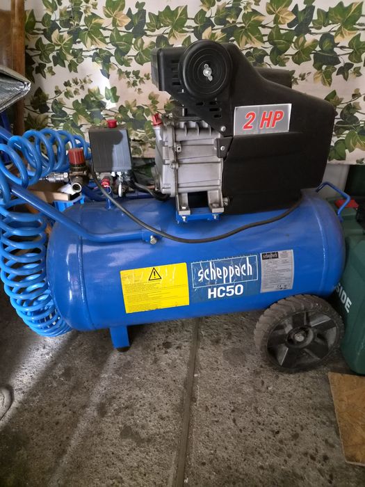 Sprzedam w bardzo dobrym stanie Sprężarkę 50L
