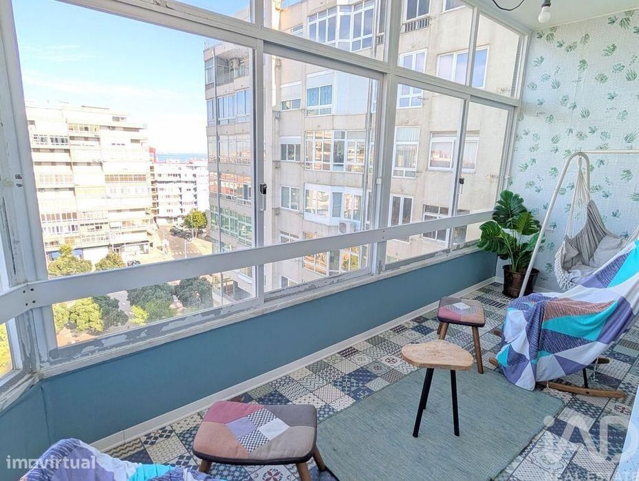 Apartamento T3 em Almada, Cova da Piedade, Pragal e Cacilhas de 118,00