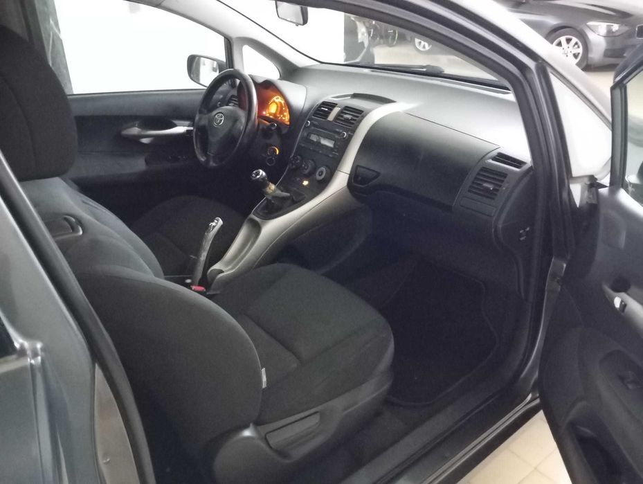 Toyota Auris Comercial 2007