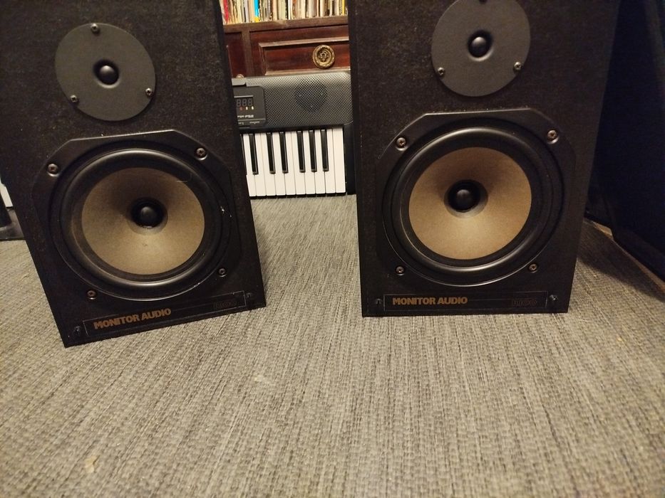 Monitor Audio R100