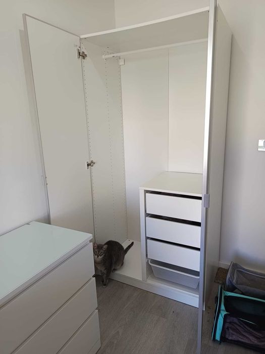 Roupeiro IKEA PAX Branco com Portas de Espelho + Organizadores Internos