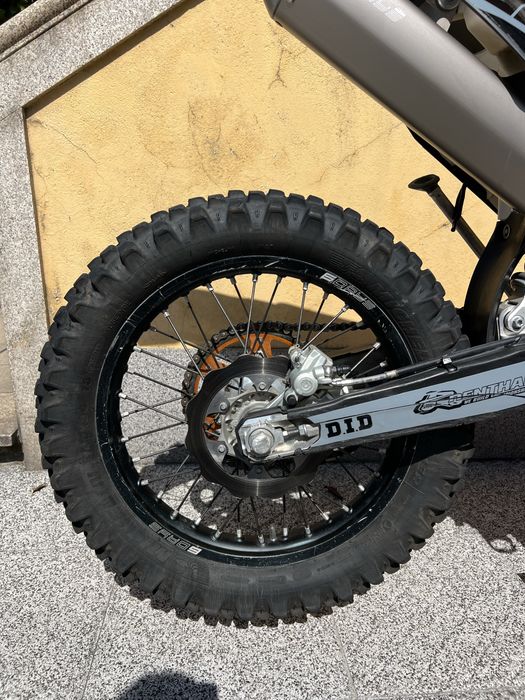 Ktm exc 300 sixdays 2022